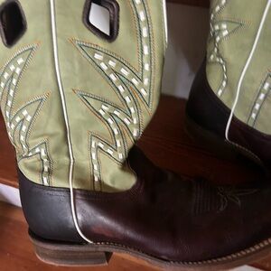 Men's Western Cowboy Boots - Green and Brown